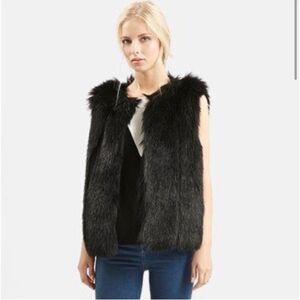 Topshop Black faux fur vest us Size 4